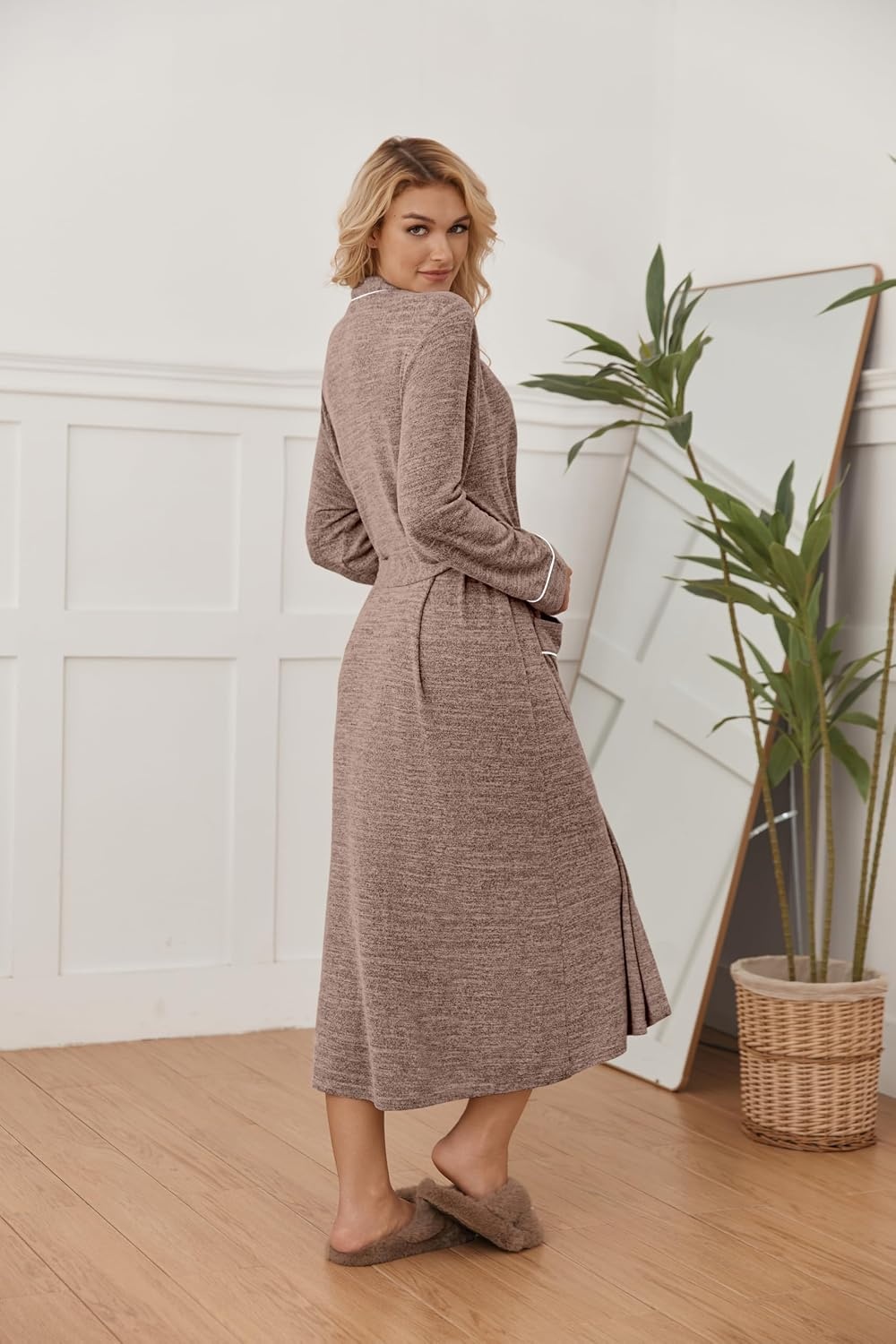 image:imageEkouaer Womens Robe Long Lightweight Bathrobe Soft Light Bath Robe S3XLBrown