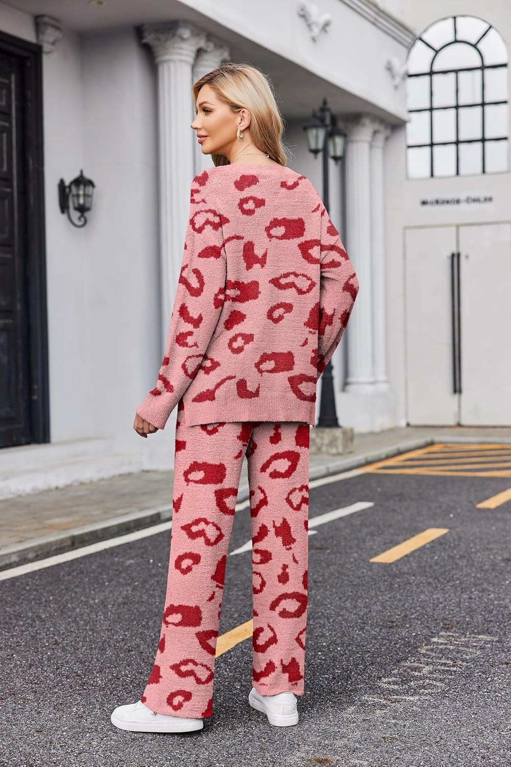 image:imageEkouaer Pajamas for Women 2 Piece Lounge Set Fuzzy Fleece Long Sleeve PjsRed Leopard Print