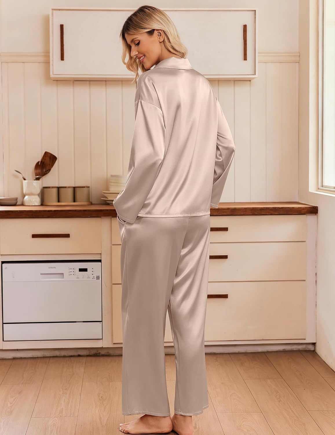 image:imageEkouaer Womens Satin Silk Pajamas Long Sleeve Button Up Pjs Lounge SetsChampagne