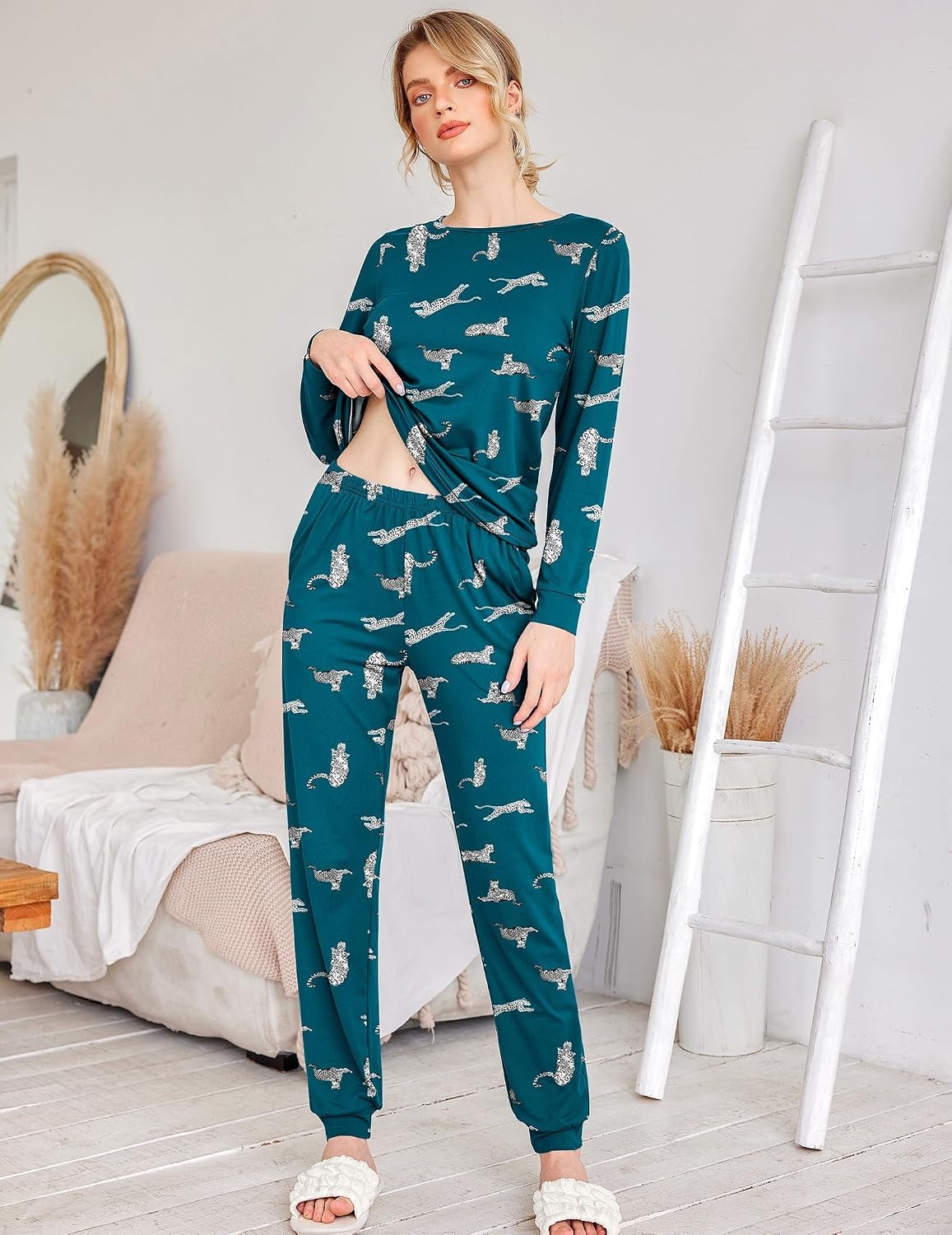 image:imageEkouaer Womens Jogger Pajama Sets Long Sleeve Sleepwear Lounge Sets XSXXLBlue Green Leopard