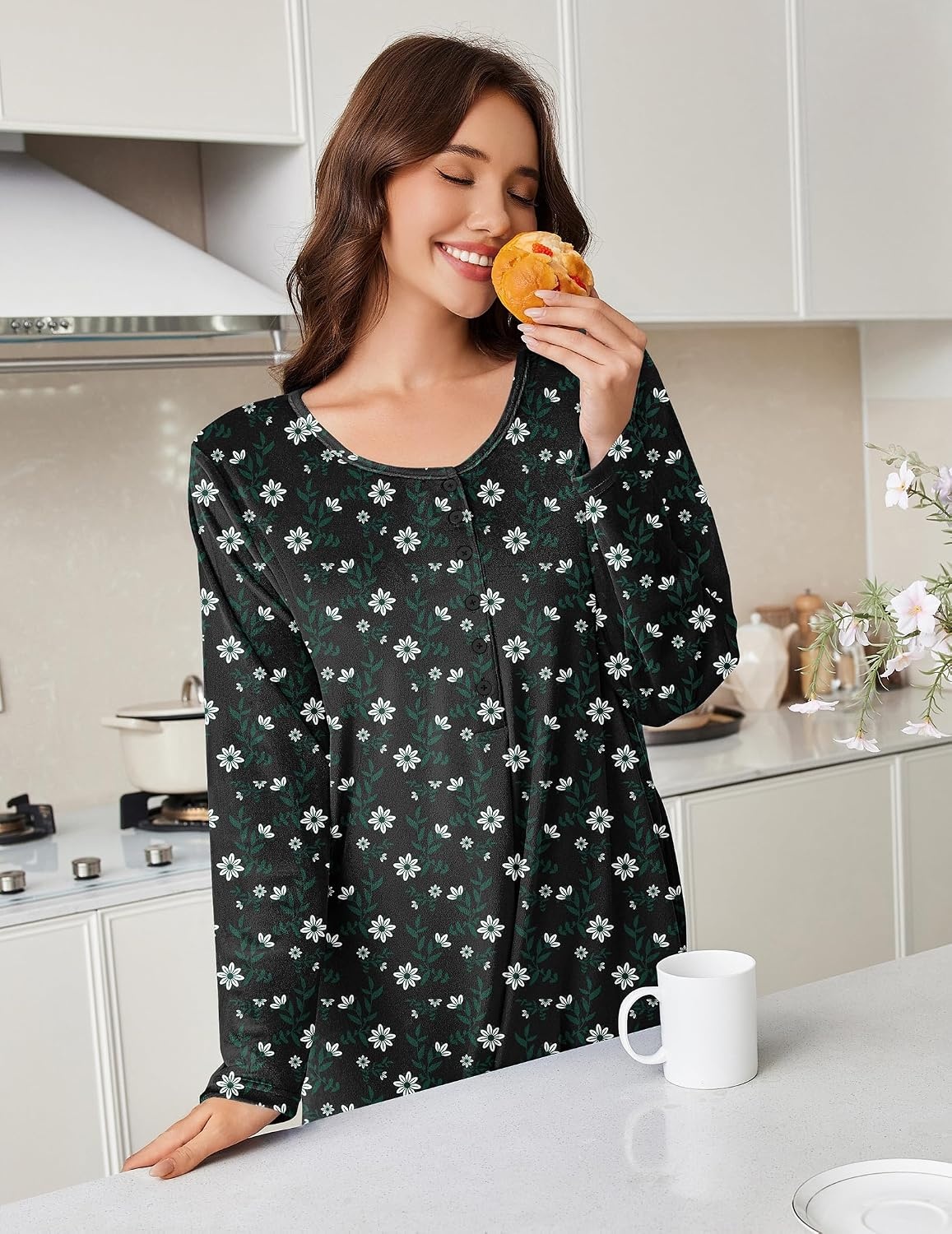 image:imageEkouaer Flannel Nightgowns for Women Long Sleeve Night Gown Warm NightshirtBlack Daisy Flower