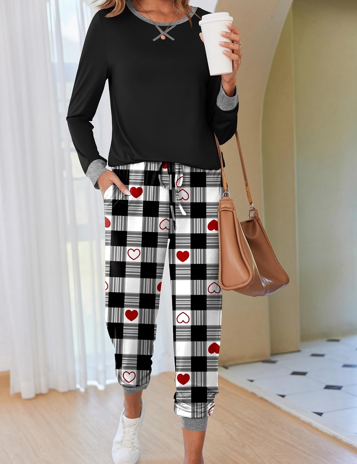 image:imageEkouaer Pajamas for Women Comfy Long Sleeve Jogger Set Lounge Pjs SetBlack White Plaid Red Hearts