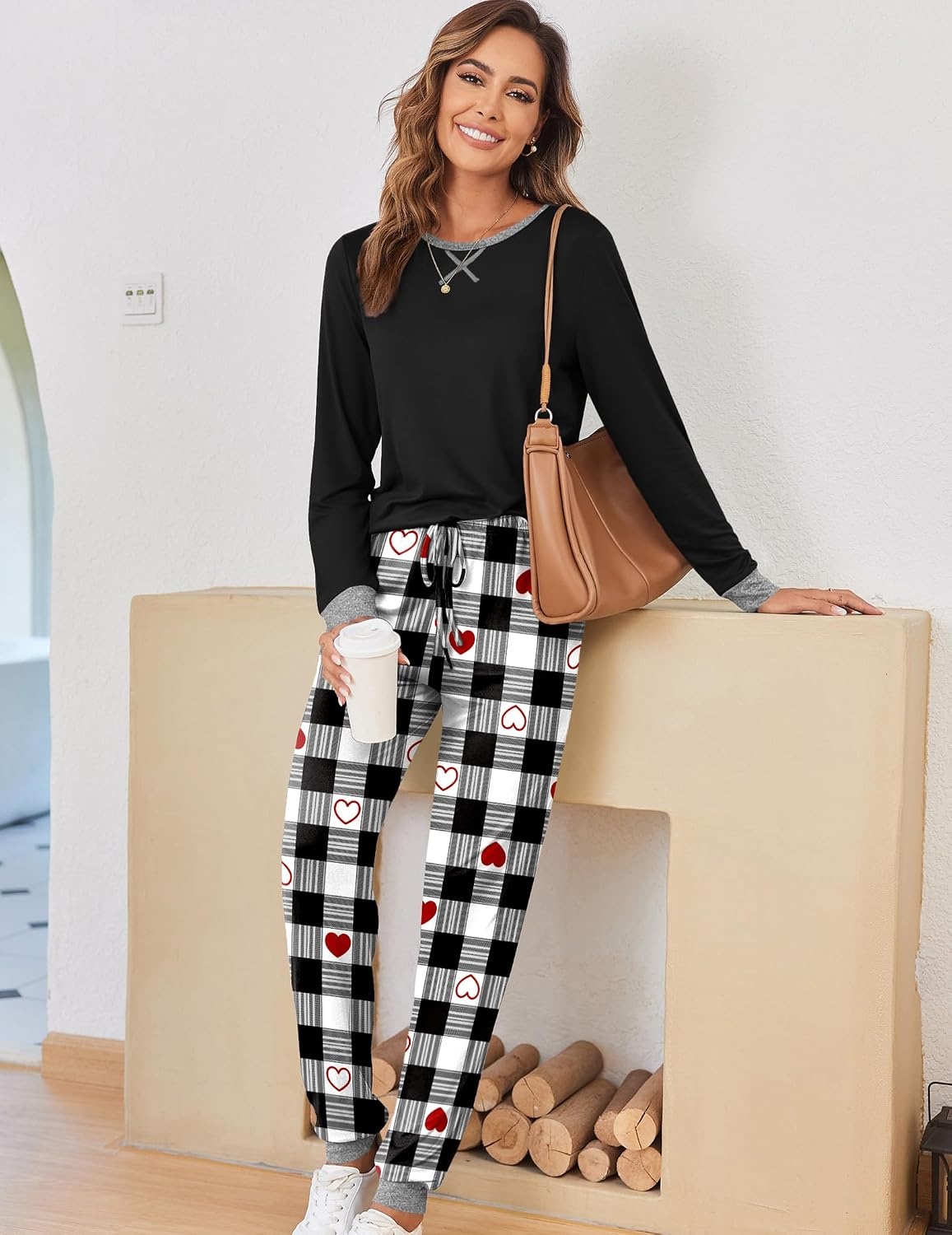 image:imageEkouaer Pajamas for Women Comfy Long Sleeve Jogger Set Lounge Pjs SetBlack White Plaid Red Hearts
