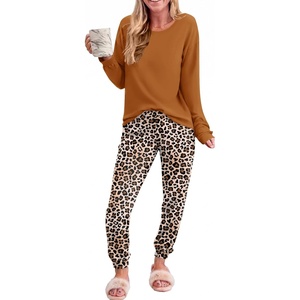 Ekouaer Womens Pajama Sets Long Sleeve Pjs with Jogger Pants Soft Sleepwear(Light Brown Leopard)